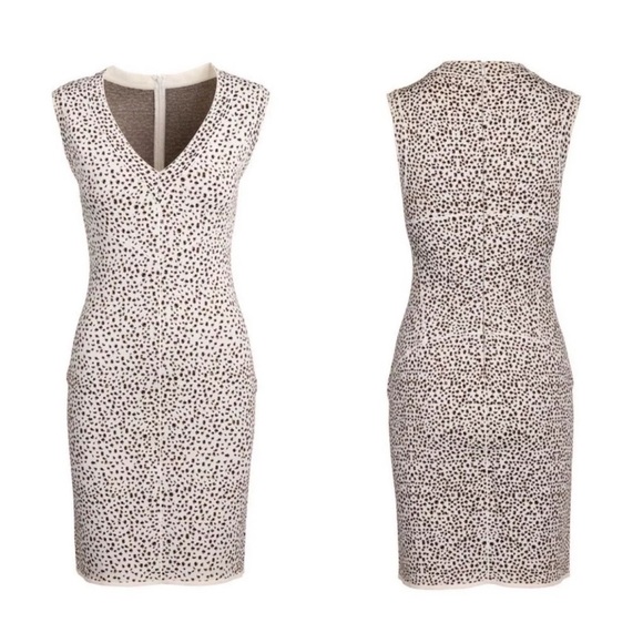 ALAÏA Bodycon Sleeveless Dress Snow Leopard - Picture 1 of 9